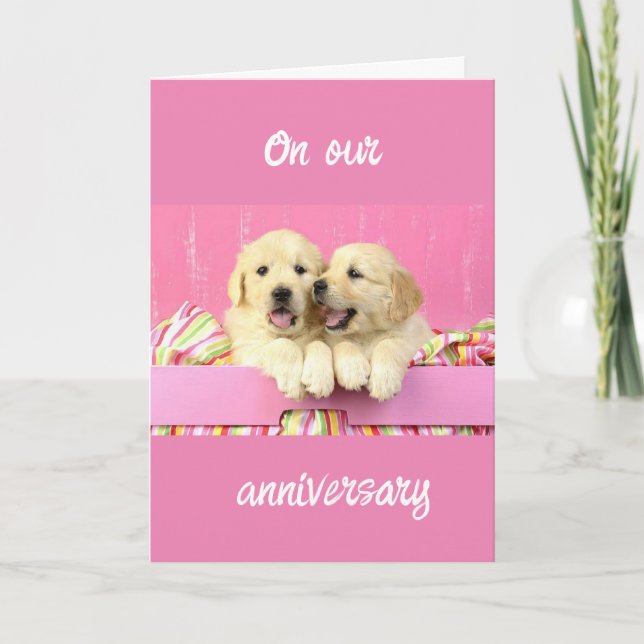 "LÅT OSS CUDDLE PÅ VÅRT ANNIVERSARY" KORT (Framsida)