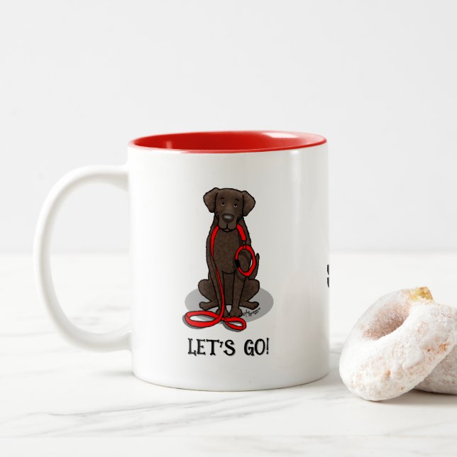 Låt oss gå! Gå Curly-Coated Retriever Hund (lever) Två-Tonad Mugg (Med munk)