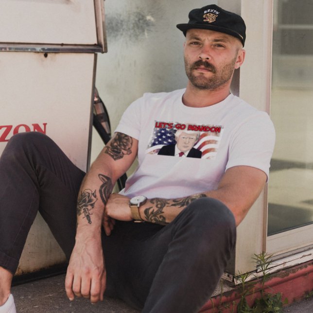 LÅT OSS GO BRANDON T-SHIRTS T-SHIRT (Skapare uppladdad)