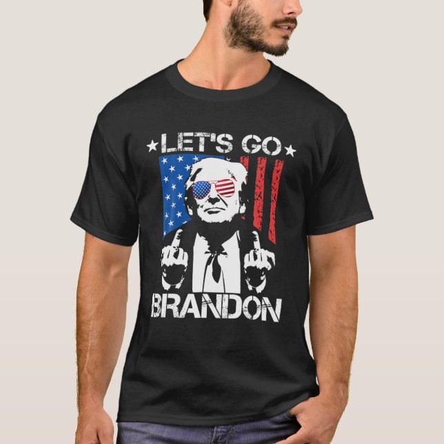 Låt oss Go Brandon Trump Mitten Finger Flagga T Shirt (Framsida)