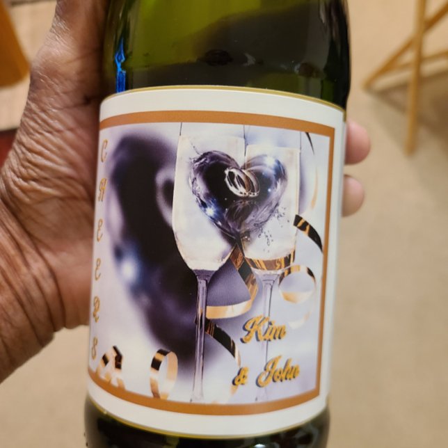 Låt oss Gör en toast! Skål! (You can customize these labels to fit your special needs.)