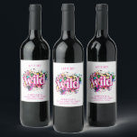 Låt oss Hämta Vild Cheetah Bachelorette Party Vinflaska Etikett<br><div class="desc">Vänd upp party vibes med vår låt's Get Vild cheetah skriver ut vin-etiketter - det perfekt sättet att klä upp flaskor för brudens stora firande. De här märkena är fet,  färgstarka och anpassade till hennes placering i namn och party och är utformade för att imponera.</div>