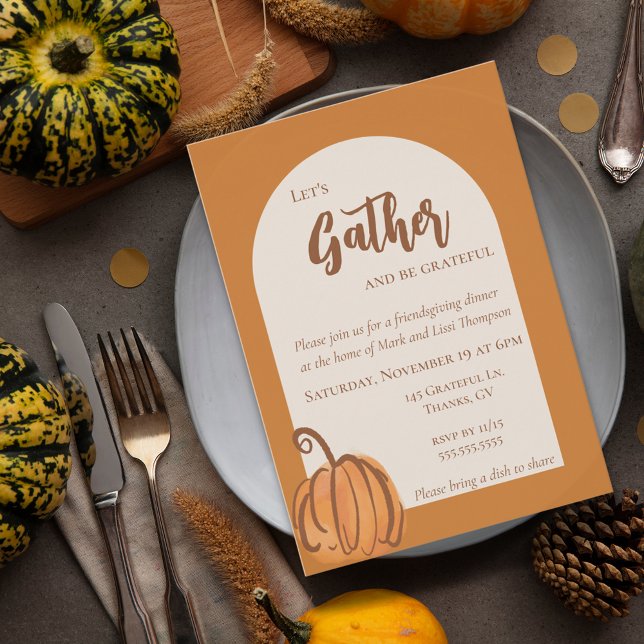 Låt oss samlas Vattenfärg Pumpa Friendsgiving Inbjudningar (Modern Terracotta Watercolor Pumpkin Friendsgiving Invitation)