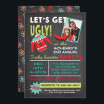 Låt oss Skaffa en snygg julklapp i Party Inbjudningar<br><div class="desc">Ta med dig den här fantastisk-ugga julsötaren Party med plats för ditt foto eller vinnaren från förra året party. Underbar typsnitt, stift på en kritersbotten på renar. McBooboos illustration av hand plockade. Ändra bara fotot med ditt roliga foto. Du kanske vill placera skörd i ett lodrät och sedan ladda upp...</div>