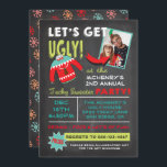 Låt oss Skaffa en snygg julklapp i Party Inbjudningar<br><div class="desc">Ta med dig den här fantastisk-ugga julsötaren Party med plats för ditt foto eller vinnaren från förra året party. Underbar typsnitt, stift på en kritersbotten på renar. McBooboos illustration av hand plockade. Ändra bara fotot med ditt roliga foto. Du kanske vill placera skörd i ett lodrät och sedan ladda upp...</div>