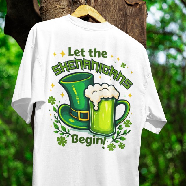 Låt shenaniganerna börja St. Patrick-dagen på vitt T Shirt (Skapare uppladdad)