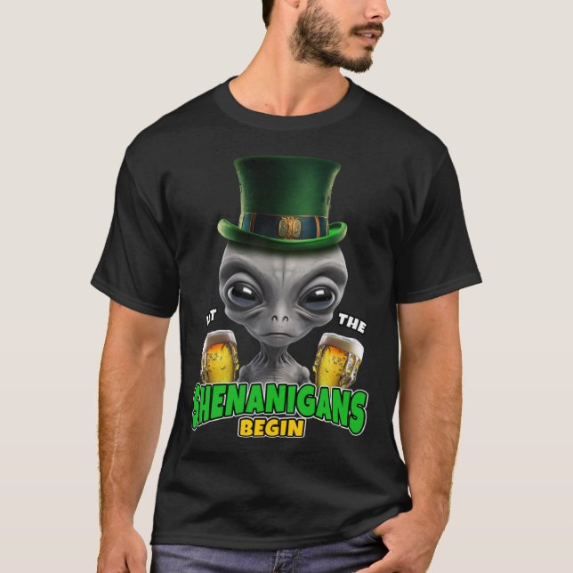 Låt shenanigans börja Alien St Patrick-dagen T Shirt (Framsida)