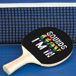 Låter gay jag är i regnbågsflaggan HBTQ månaden Pingisracket