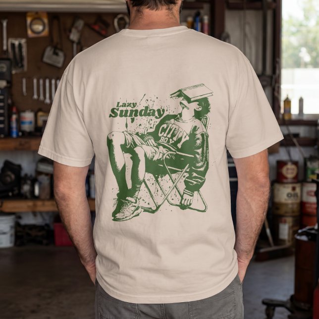 Latmaskig söndag Vintage Avkoppling T Shirt (Skapare uppladdad)