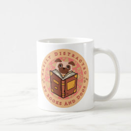 Lätt Distraherad Av Böcker Och Hundar - Söt Pug Hu Kaffemugg