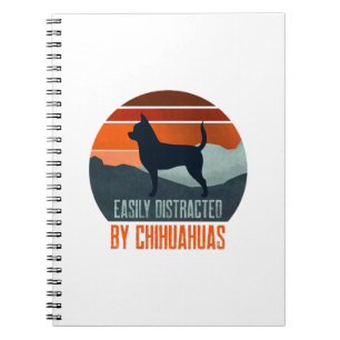 Lätt Distraherad Av Chihuahuas Hundpromenad Anteckningsbok