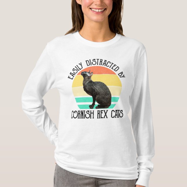 Lätt Distraherad Av Cornish Rex Katter T Shirt (Framsida)