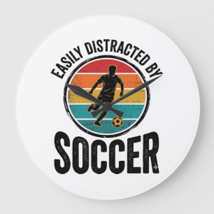 Lätt Distraherad Av Fotboll Vintage Shirt Design ( Stor Klocka