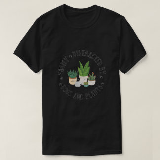 Lätt Distraherad Av Hundar Och Växter T Shirt