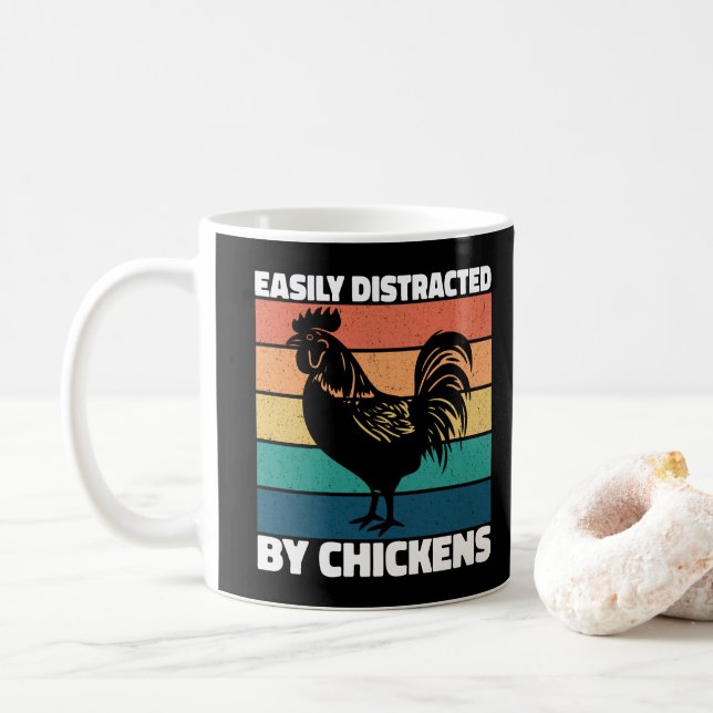 Lätt Distraherad Av Kycklingar Jordbruk Älskare Ro Kaffemugg (Med munk)