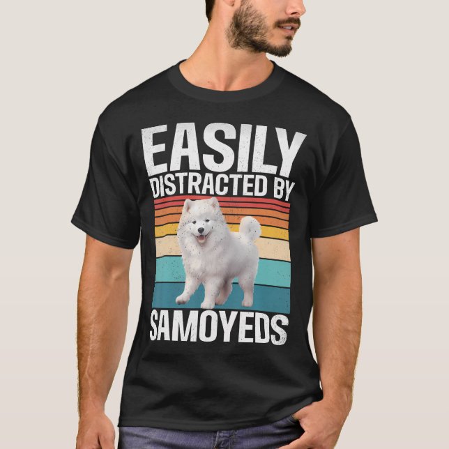 Lätt Distraherad Av Samoyeder T Shirt (Framsida)