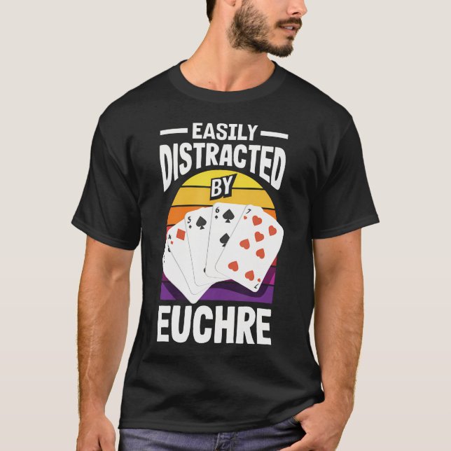Lätt Distraherad Av T Shirt (Framsida)