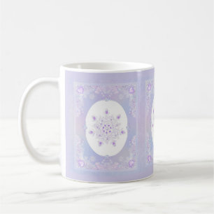 lätt lila snöflake och glittrande hjärta kaffemugg