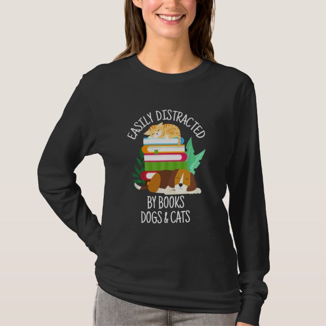 lätt spridd av katter och Bokar från Hundar B T Shirt (Framsida)