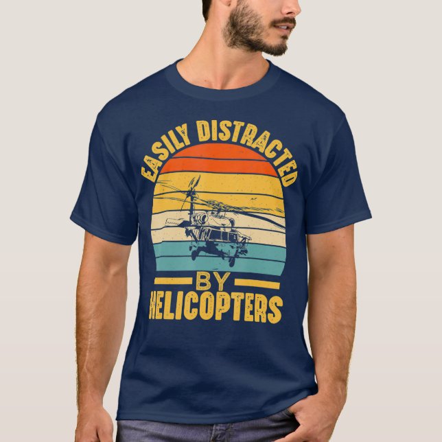 Lättdistraherat av Helicopters Funny Pilot T Shirt (Framsida)