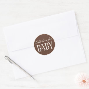 Latte Kärlek Baby håller på att blåsa barnskor för Runt Klistermärke
