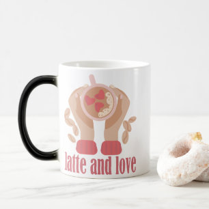 Latte och kärlek kopp, händer och kaffecitat magisk mugg