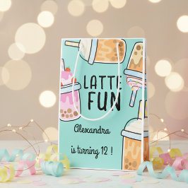 Latte rolig kaffe bobba te födelsedag