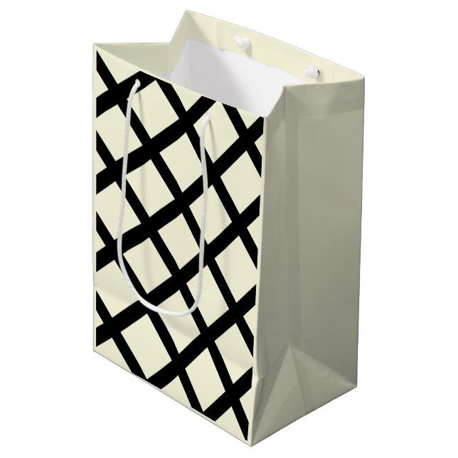 Lattice Gift Bag (Cream & Black) (Framsidan Vinklad)