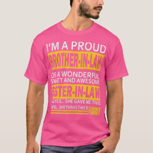 Lättsligt lottade storebror från syster i la t shirt