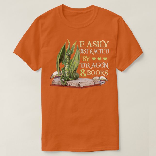 Lättspridd av drakmer och Bokar Bok T Shirt (Design framsida)