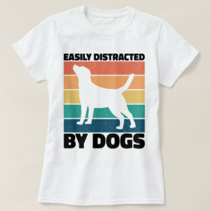 Lättspridd av Hundar Hund födelsemedlemmar på föde T Shirt