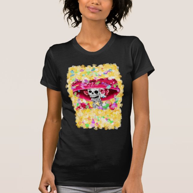 Laughing Skeleton Woman in Red Bonnet Tee Shirt (Framsida)