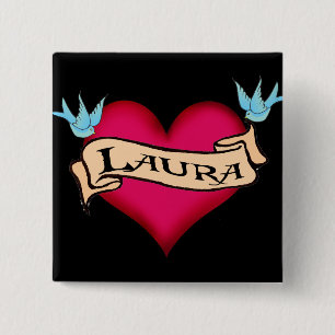 Laura - beställnings- hjärtatatueringT-tröja & Knapp