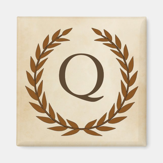 Laurel Wand on Parchment Monogram Initial Q Magnet (Framsidan)