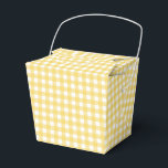 Lauren Gingham i gult Presentaskar<br><div class="desc">Vi presenterar våra charmiga presentaskar med rutmönster,  det perfekta sättet att uttrycka tacksamhet till dina gäster på bröllop,  födelsedagsfirande eller företagsfest. Dessa anpassade presentaskar kommer säkert att få dina gäster att känna sig speciella och lämna ett bestående intryck.</div>