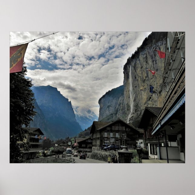 Lauterbrunnen Village Poster (Framsidan)