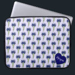 Lavandula Lavender Bunch Herb Lila Blomsterträdgår Laptop Fodral<br><div class="desc">Utformningen är en originalmarkör som illustrerar ett gäng lila lavender, en trädgårdsstapel som är populär som prydnadsväxter och kulinariska örter. Färsk, torkad och som eterisk olja i medicin och kosmetika är den fleråriga blomningen (lavandula) känd för sin doftande doft. Den här blommigten finns även på andra produkter. Det finns också...</div>