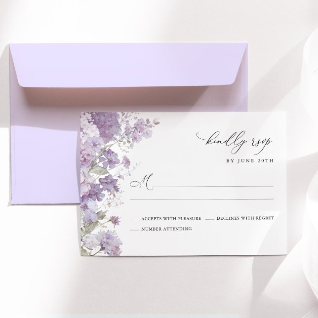 Lavendel Blommig Akvarell Elegant Bröllop OSA Kort (Lavender floral wedding RSVP card with watercolor hydrangea, lilac purple elegant wedding stationery)