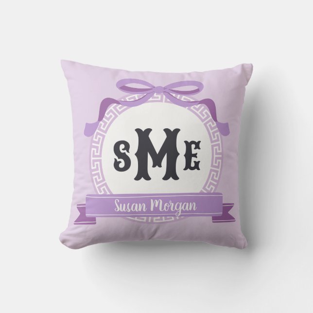 Lavendel Lila Omvänd Grekisk Nyckel Båge Monogram Kudde (Framsida)
