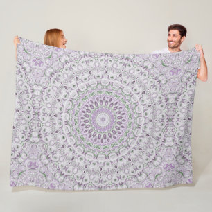 Lavendel och grön mandalamönsterdesign fleecefilt