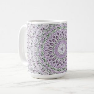 Lavendel och grön mandalamönsterdesign kaffemugg
