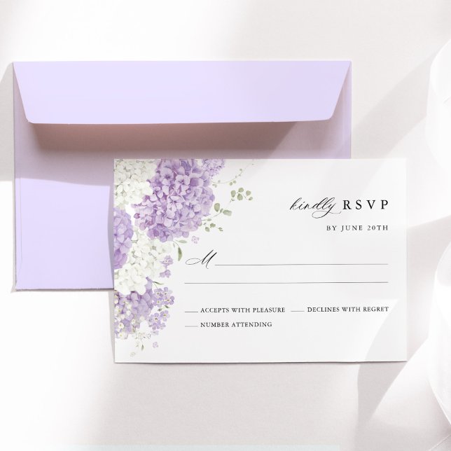 Lavendel Syren Vit Blommig Akvarell Bröllop OSA Kort (Lavender white hydrangea wedding RSVP card with floral design, lilac elegant wedding stationery)
