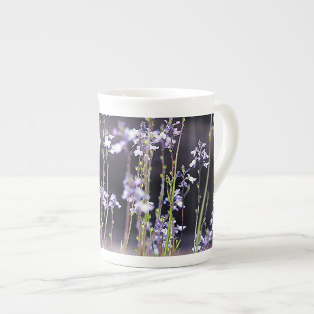 Lavendel Vildblommor Benporslin Mugg (Framsida höger)