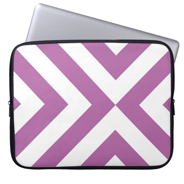 Lavender and White Chevrons Laptop Sleeve (Framsidan)