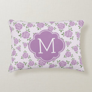 Lavender Blommönster Monogrammed Prydnadskudde