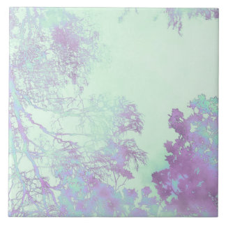 Lavender Broadleaf Glow Tile Kakelplatta