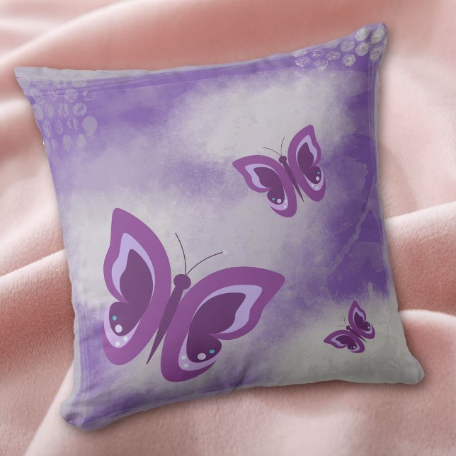 Lavender Butterfly Grunge Kudde (Skapare uppladdad)
