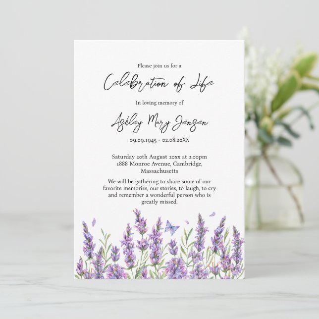 Lavender Celebration of Life Funeral Invitation Inbjudningar (Stående Fram)
