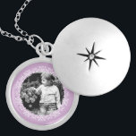 Lavender Finare Photo Ram Berlockhalsband<br><div class="desc">Elegant och enkel fotodesign i ram.</div>