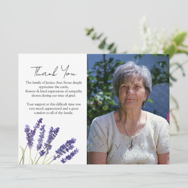 Lavender Floral Funeral Death Thank you  Inbjudningar (Stående Fram)